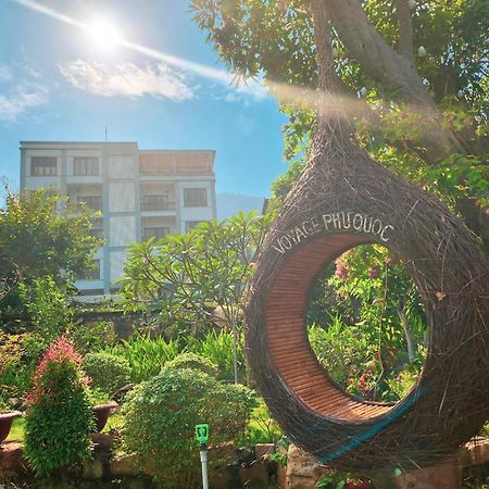Voyage Phu Quoc Beach Resort Экстерьер фото