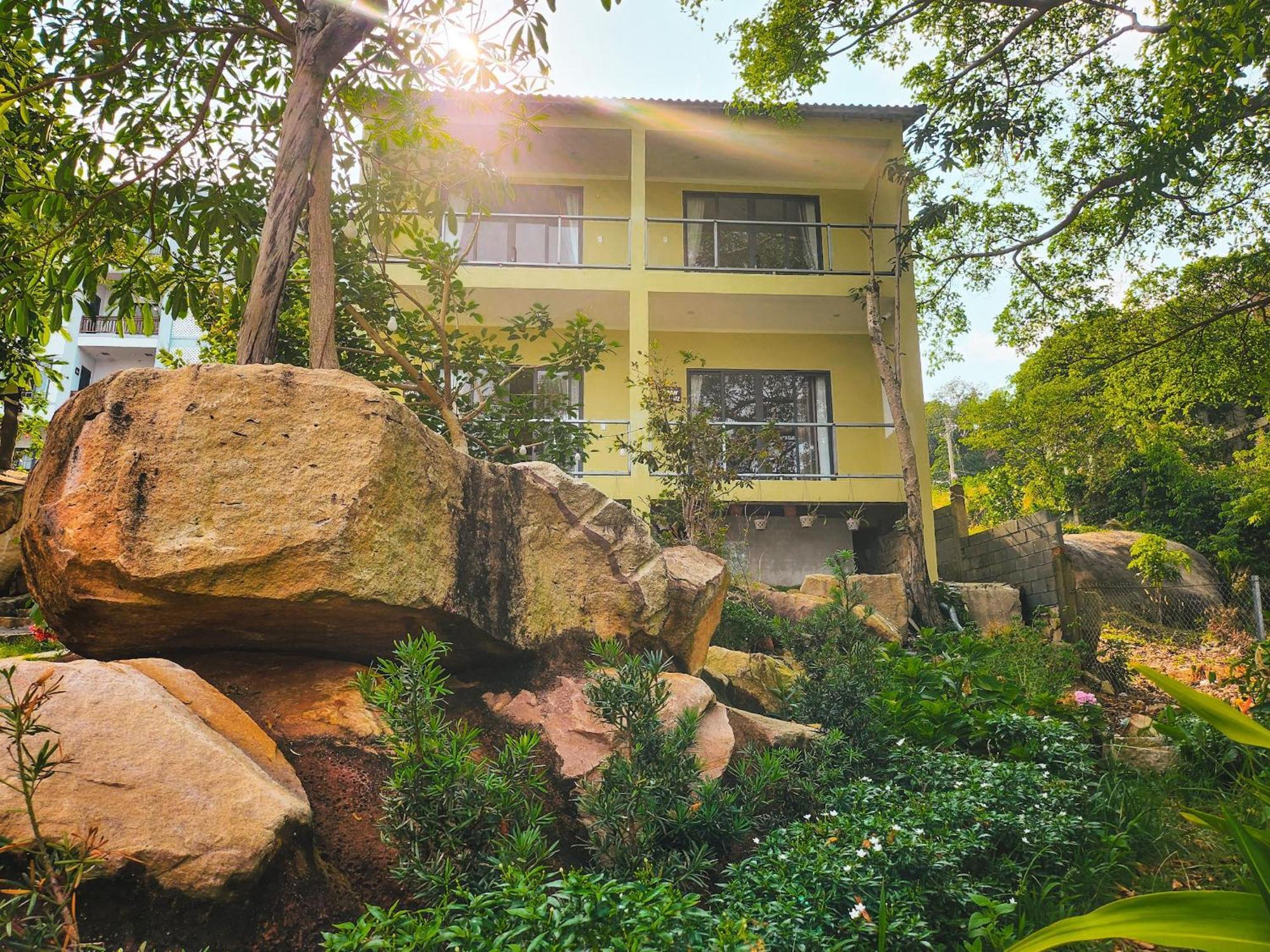Voyage Phu Quoc Beach Resort Экстерьер фото